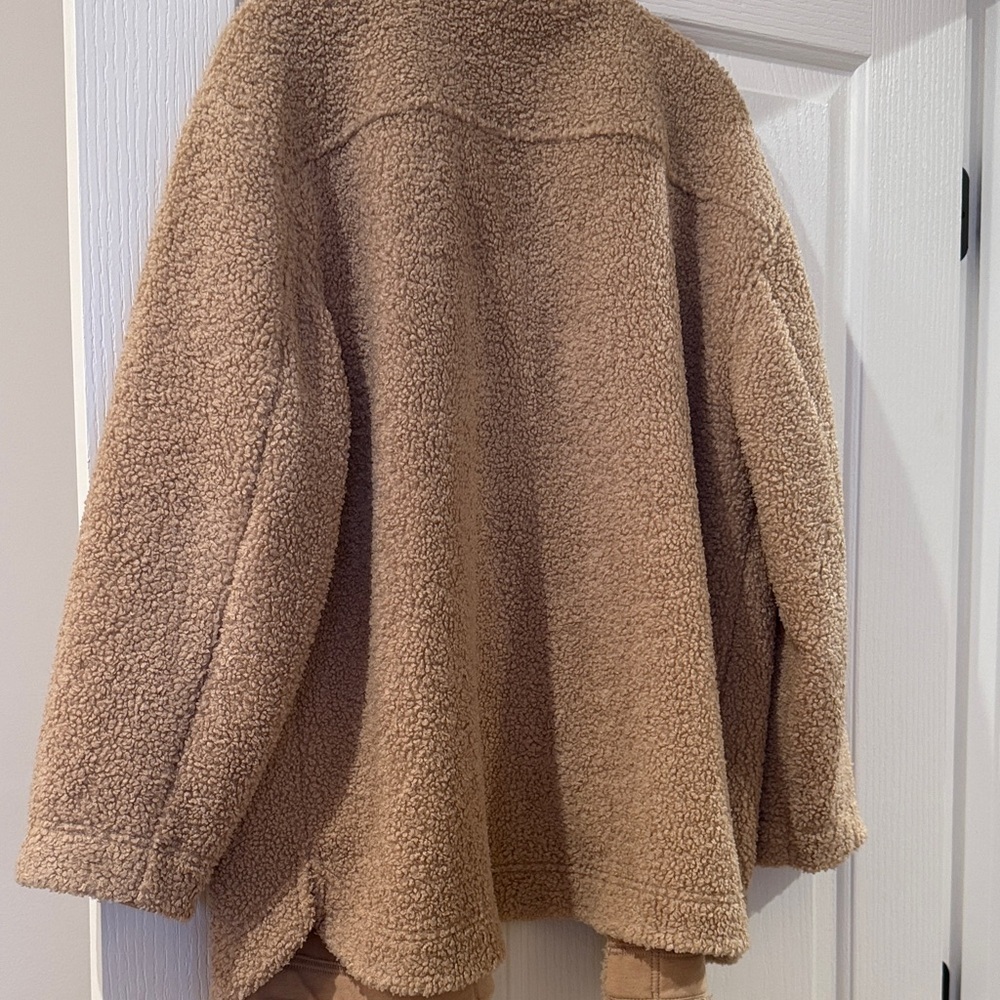Banana Republic  Beige Sherpa Jacket - Picture 4 of 4